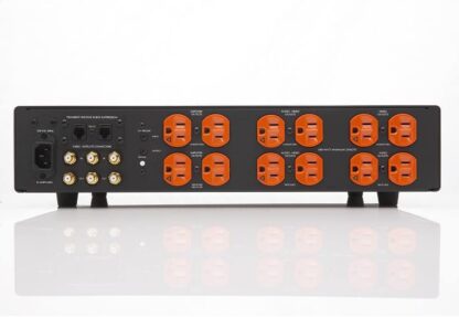 ELITE-15 PF I Acondicionador De Línea 15 Amp FURMAN - Image 2